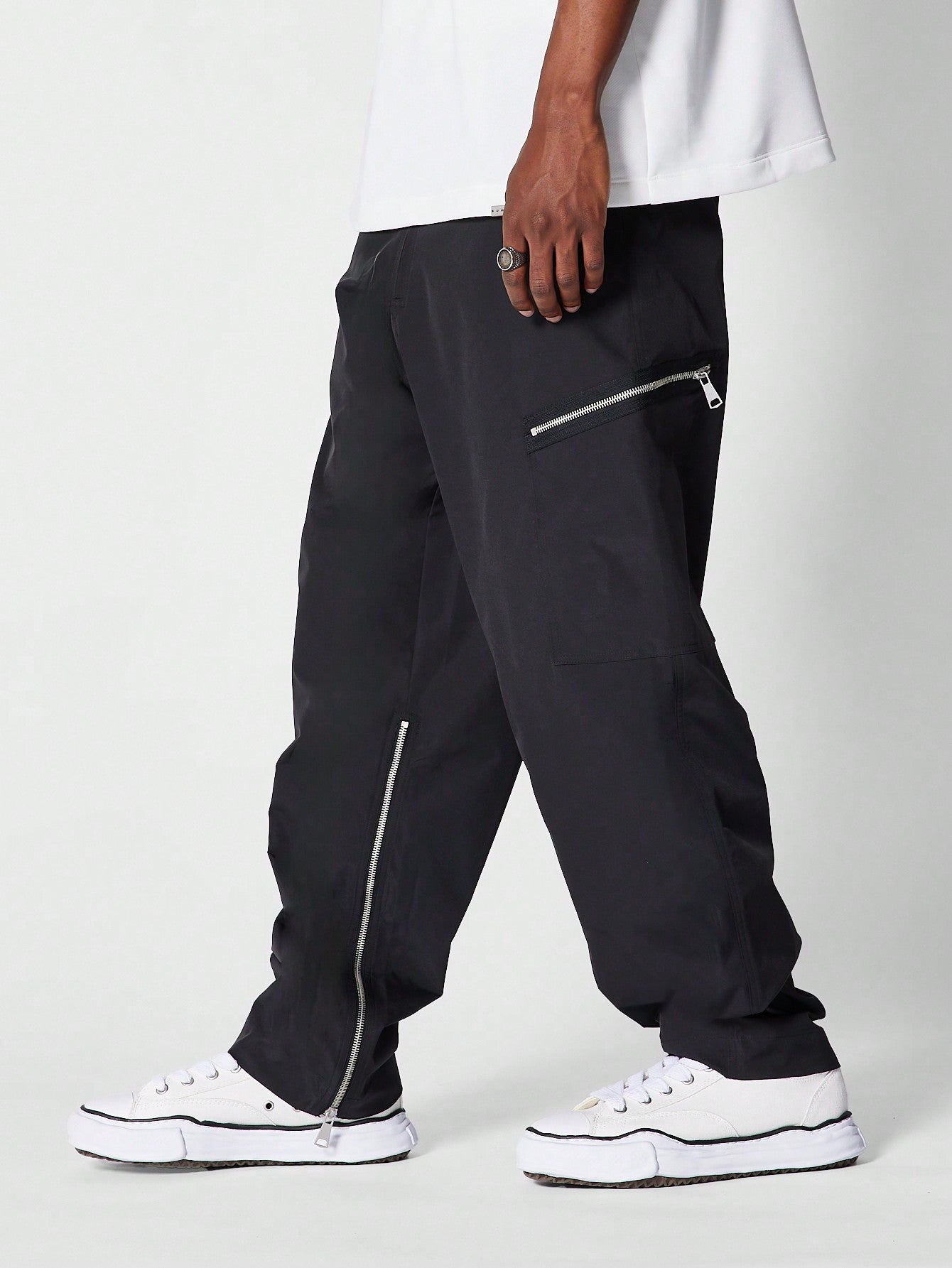 Straight Fit Nylon Trouser With Zipper