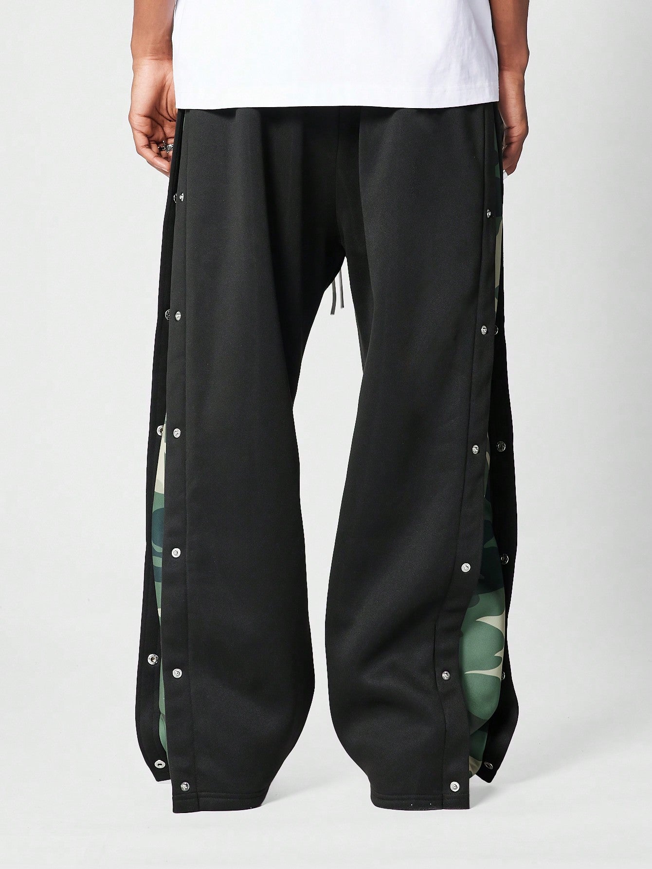 Drop Crotch Side Snap With Camo Panel Jogger