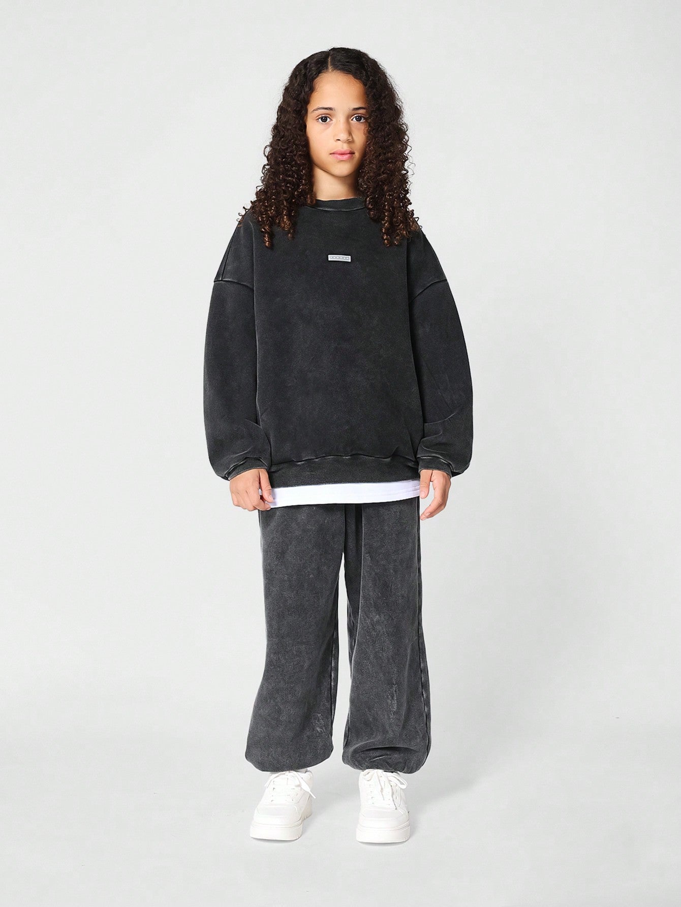 Kids Unisex 90s Washed Jogger With Embroidery